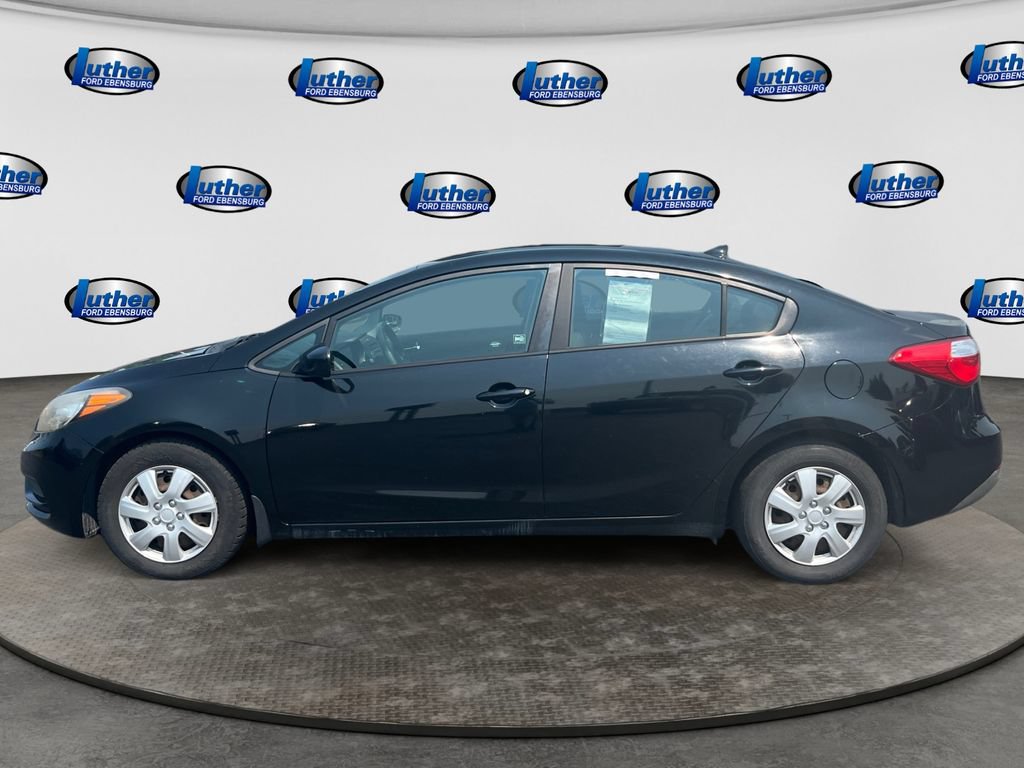 Used 2016 Kia Forte LX FWD image 2