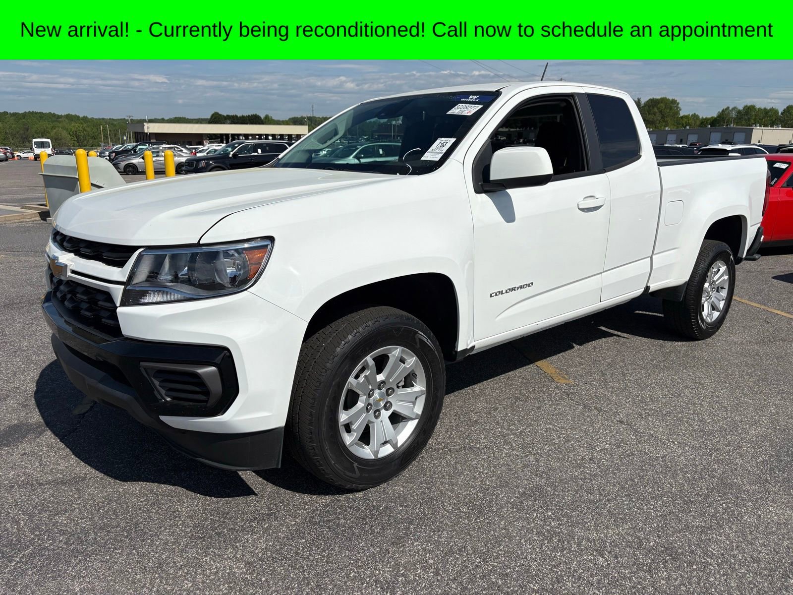 Used 2022 Chevrolet Colorado LT w/ Fleet Safety Package image 8