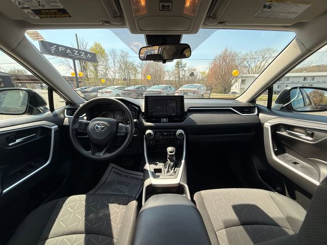 Used 2021 Toyota RAV4 XLE image 18