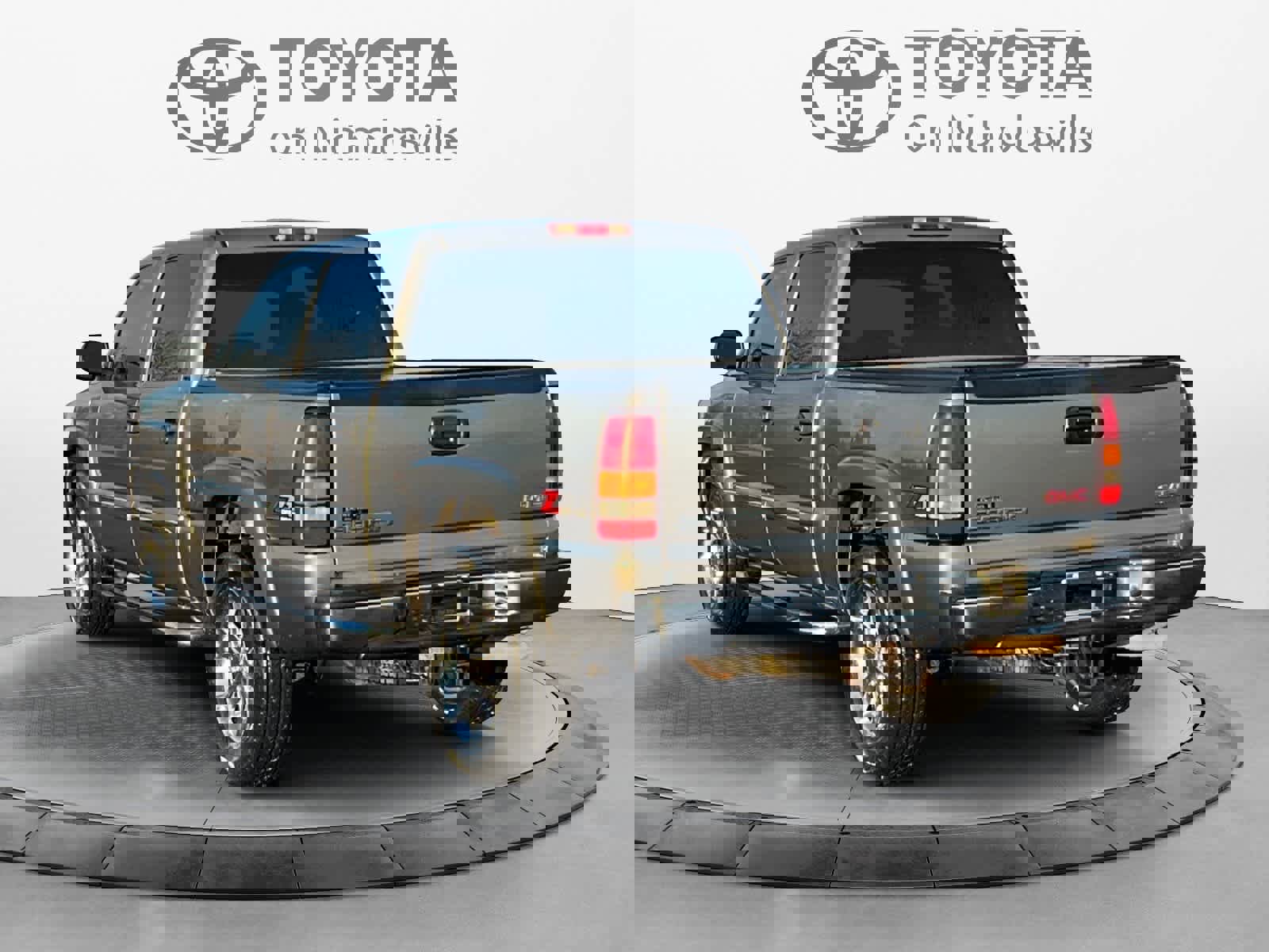 Used 2006 GMC Sierra 1500 SLT w/ Onstar Plus Package image 3