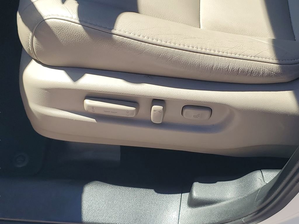 Used 2019 Honda Pilot Touring image 16