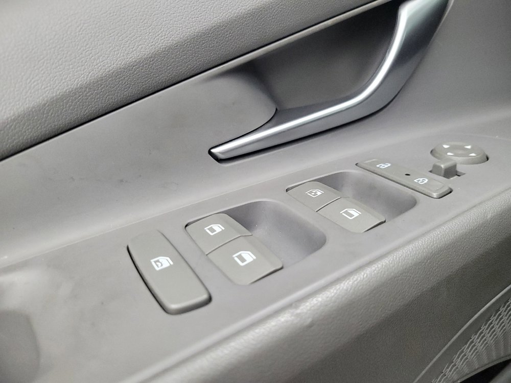 Used 2021 Hyundai Elantra SEL w/ Convenience Package image 27