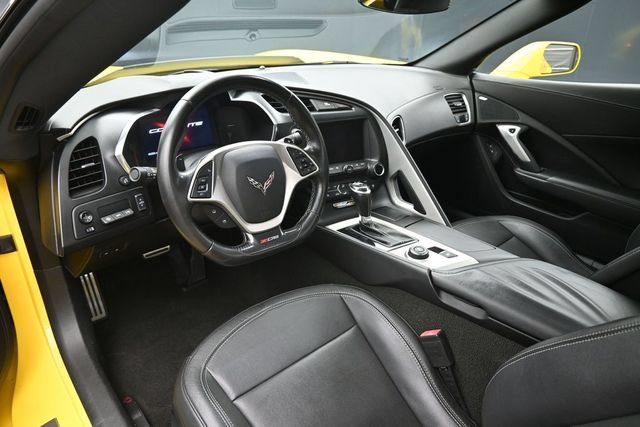 Used 2016 Chevrolet Corvette Z06 w/ 2LZ Preferred Equipment Group RWD image 11