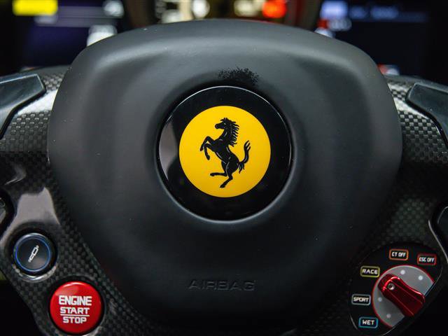Used 2018 Ferrari 488 GTB RWD image 18