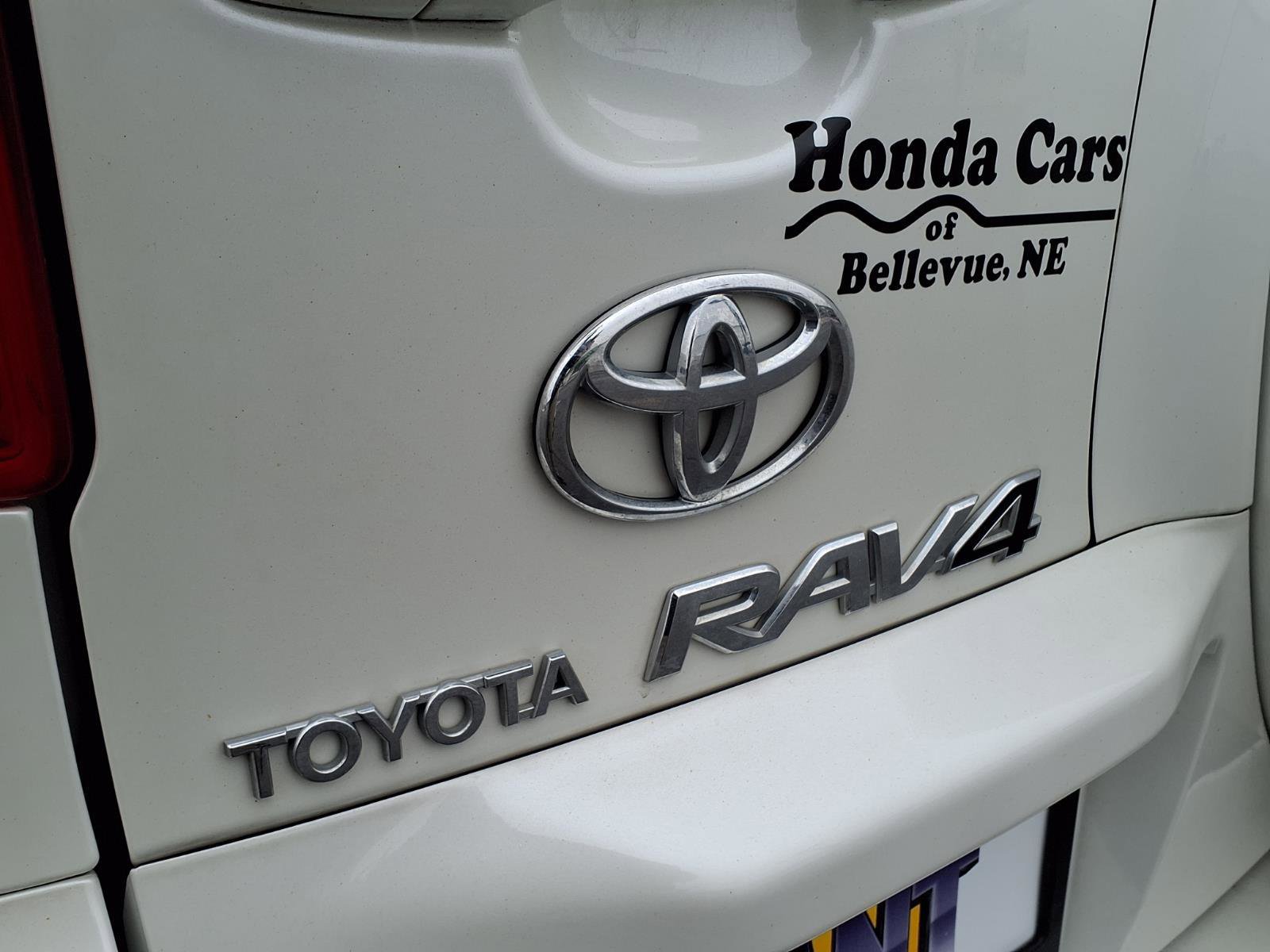 Used 2008 Toyota RAV4 Limited AWD/4WD image 5