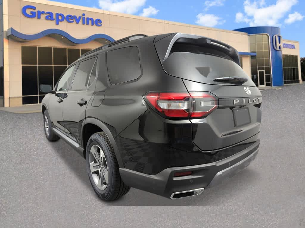 New 2026 Honda Pilot EX-L image 2