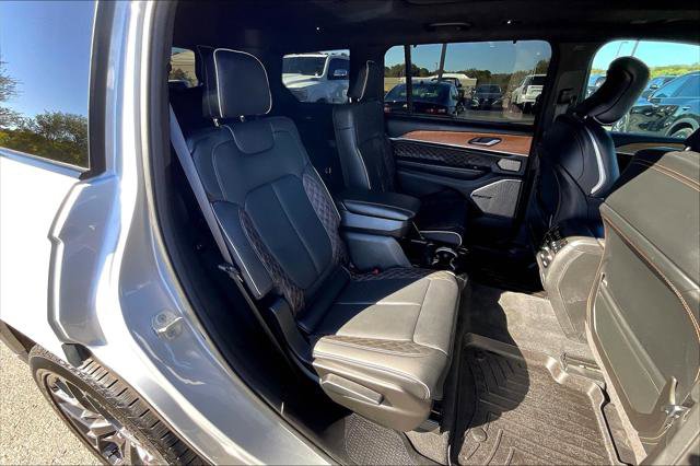 Used 2024 Jeep Grand Cherokee L Summit image 22