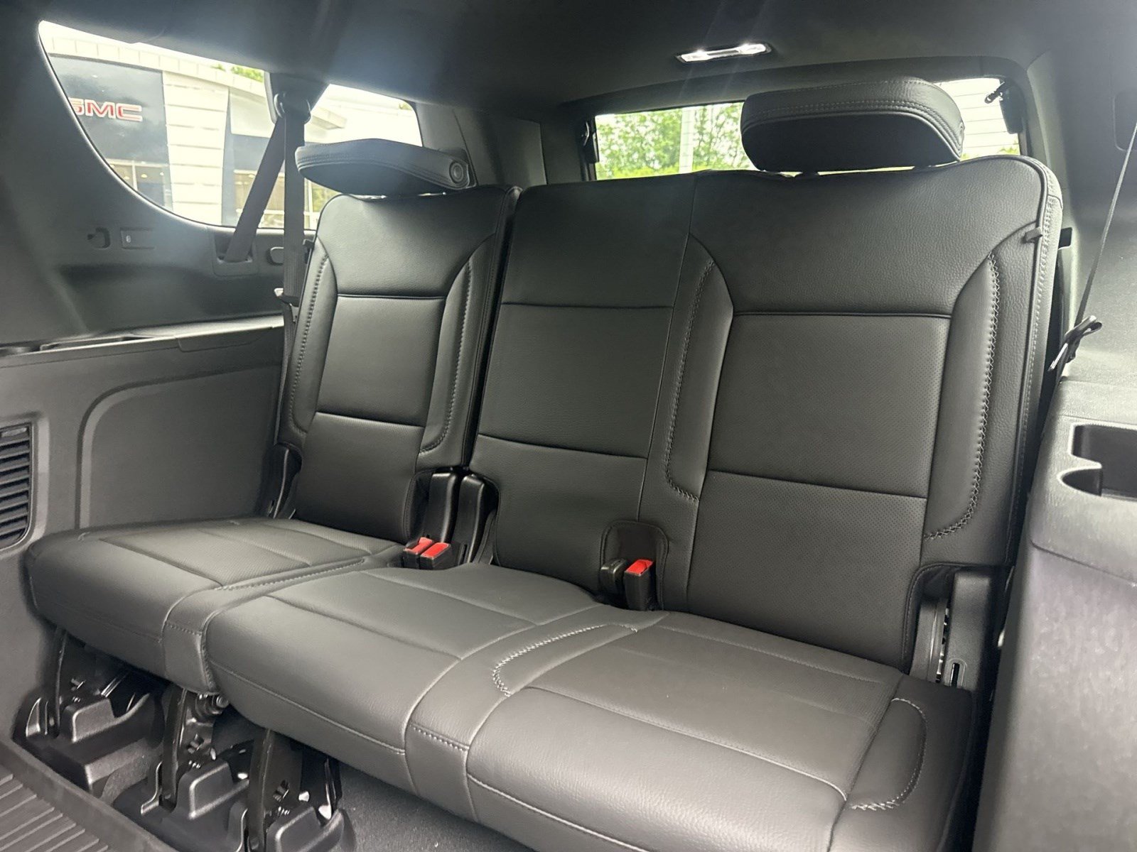 New 2026 GMC Yukon XL Denali w/ Advanced Technology Package AWD/4WD image 21