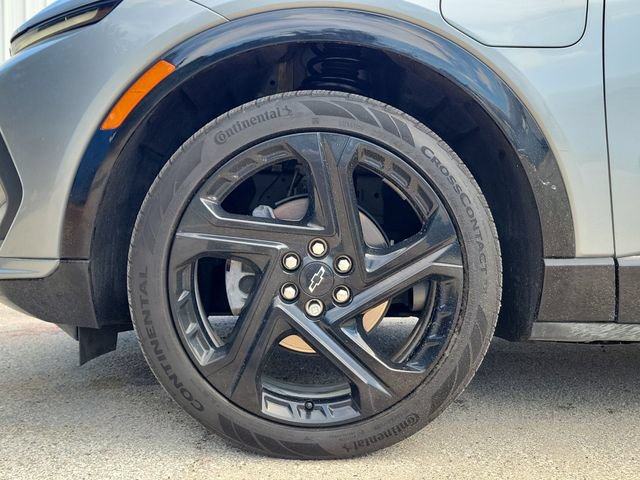 Used 2024 Chevrolet Equinox EV RS FWD image 6
