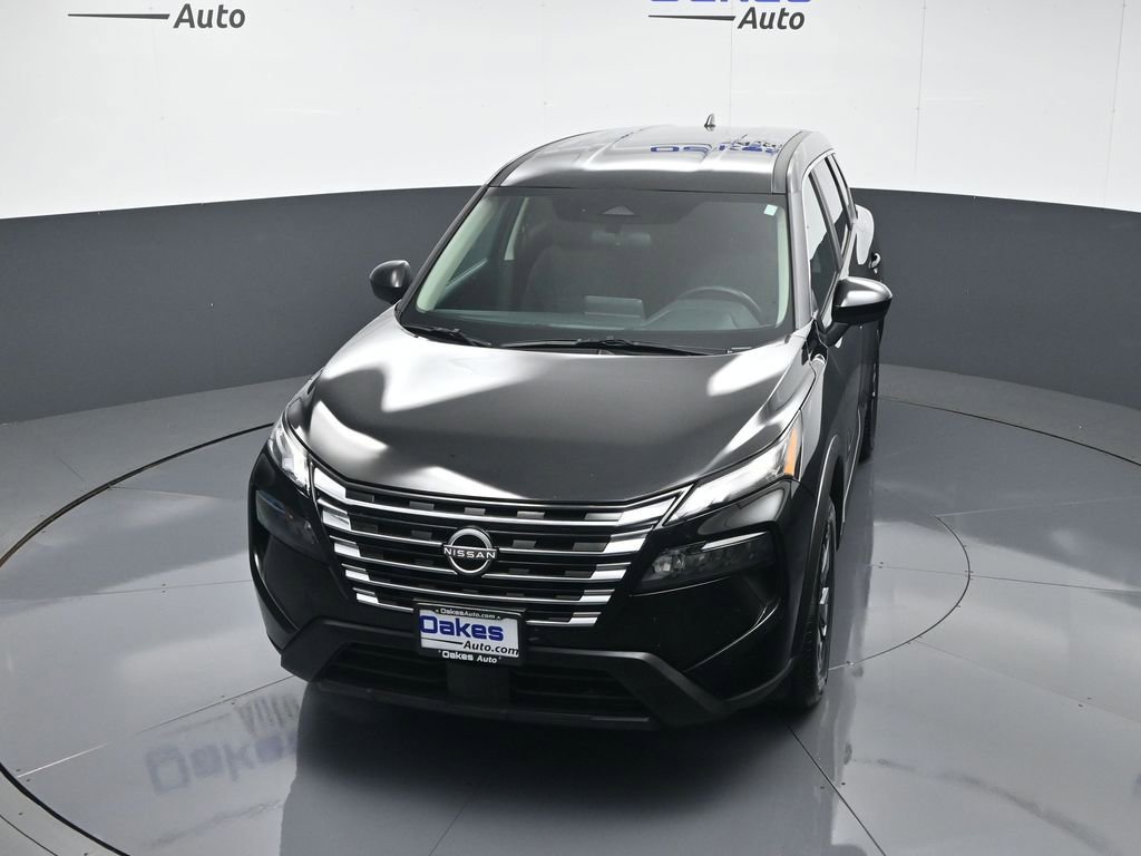 Used 2025 Nissan Rogue SV image 49