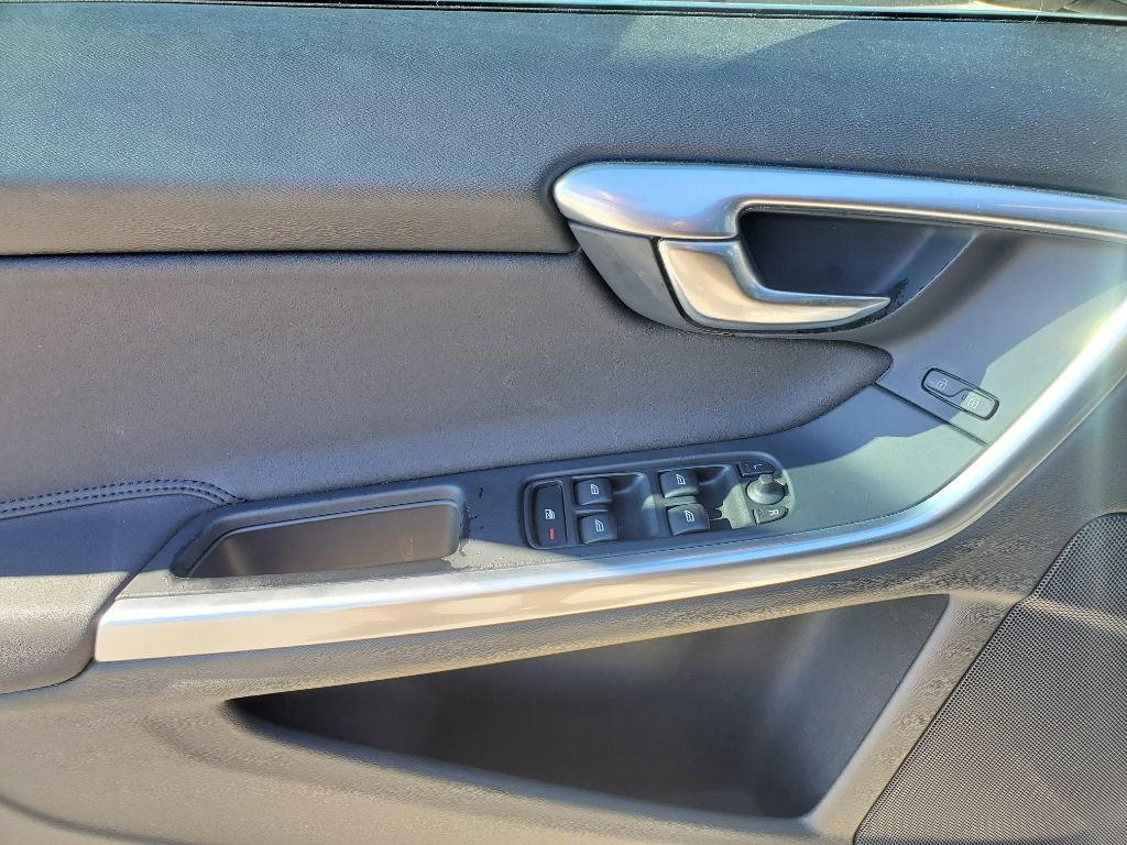 Used 2012 Volvo S60 T5 image 14