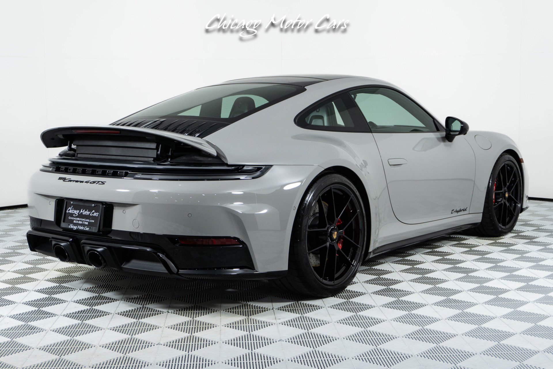 Used 2025 Porsche 911 GTS image 13