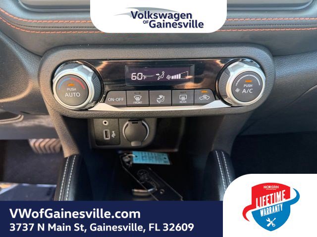 Used 2020 Nissan Kicks SR image 26