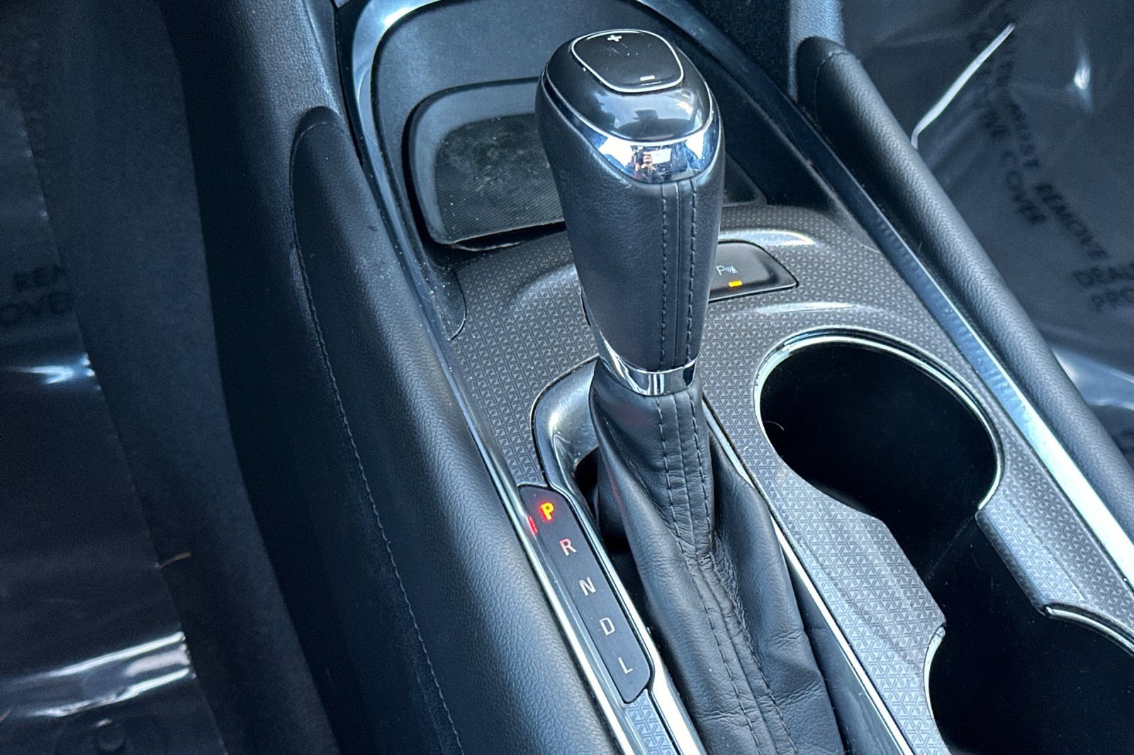 Used 2019 Chevrolet Malibu Hybrid w/ Leather Package image 22