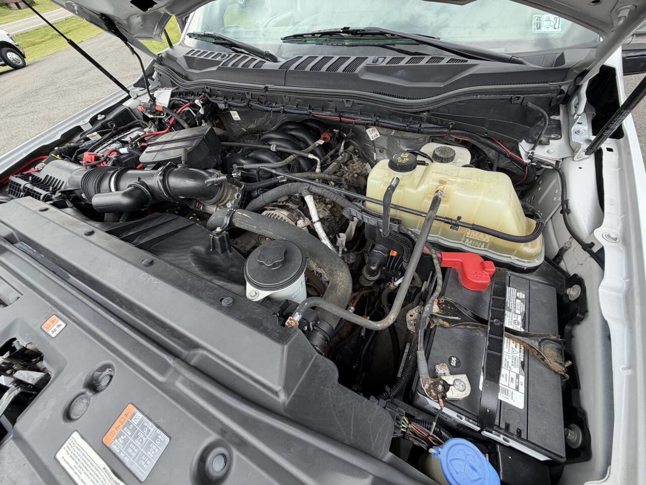 Used 2021 Ford F550 4x4 Regular Cab Super Duty image 22