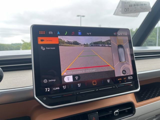 New 2025 Volkswagen ID. Buzz 1st Edition image 16