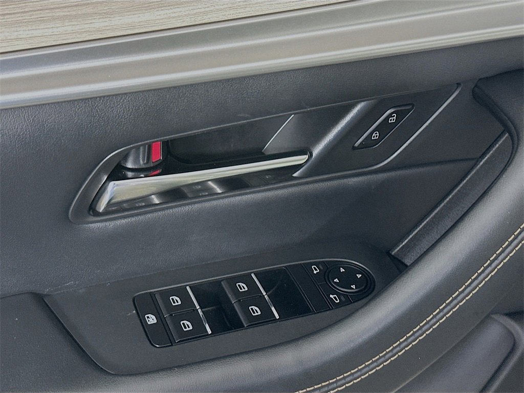 Certified 2025 MAZDA CX-70 Plug-In Hybrid w/ Premium Pkg image 21