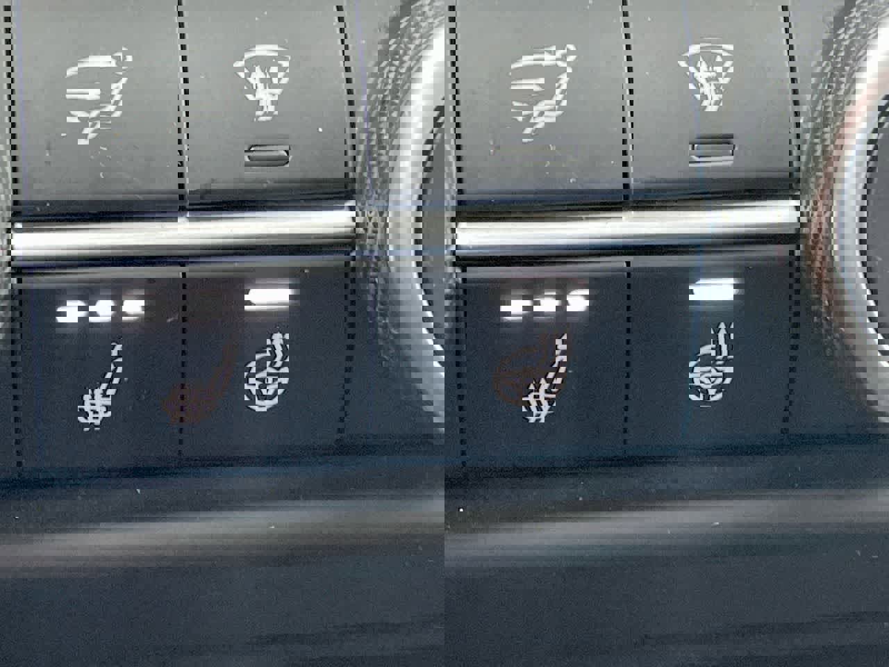 Used 2019 Alfa Romeo Giulia AWD image 23