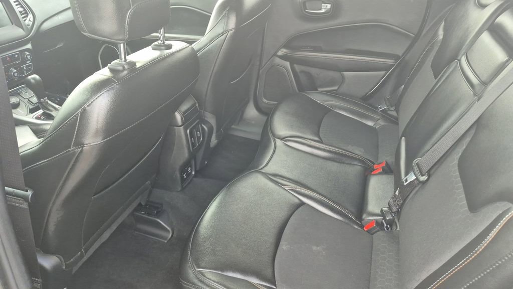 Used 2019 Jeep Compass Latitude w/ Popular Equipment Group image 11