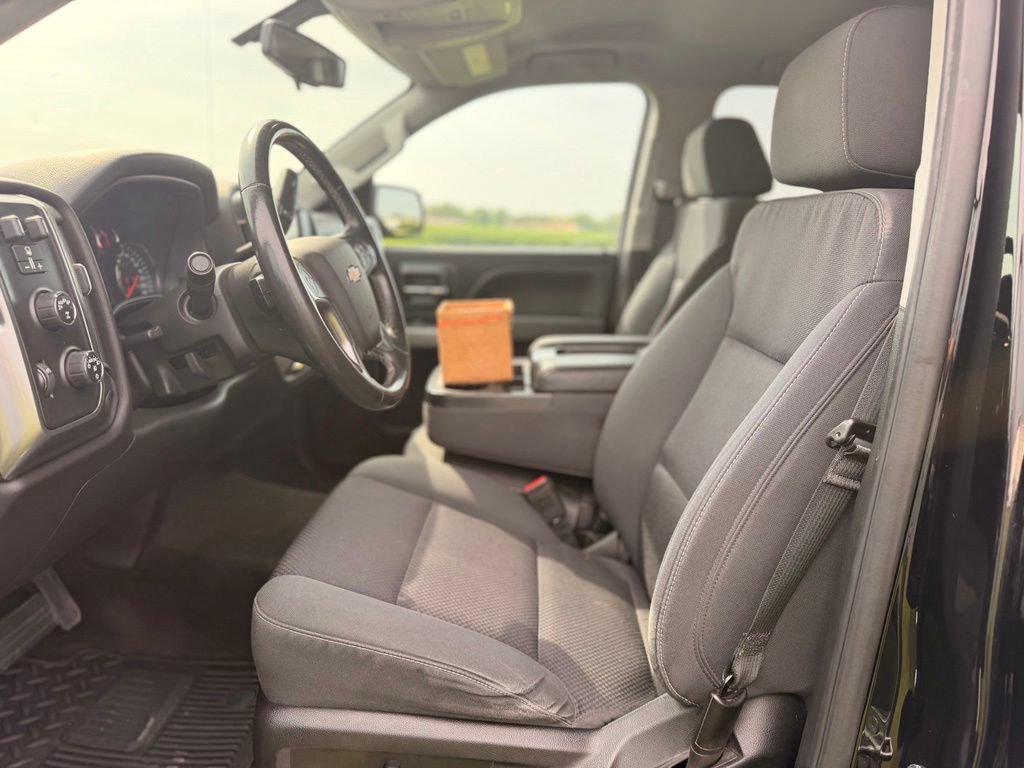 Used 2019 Chevrolet Silverado 1500 LT w/ All Star Edition AWD/4WD image 9