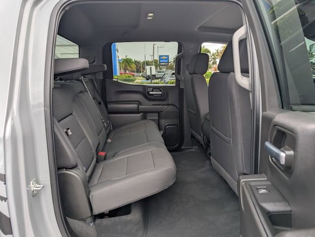 Used 2025 Chevrolet Silverado 1500 Custom Trail Boss w/ LPO, Dark Essentials Package image 19