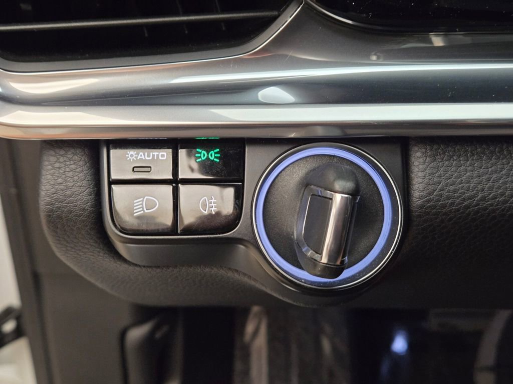 Used 2020 Porsche Panamera 4 image 36