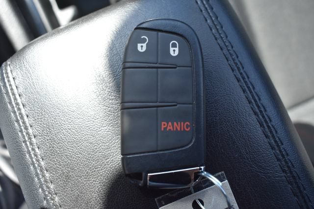 Used 2025 Jeep Compass Trailhawk AWD/4WD image 29