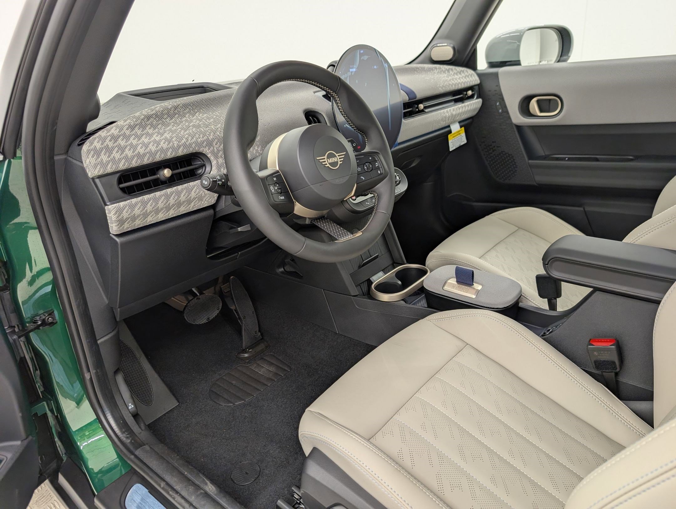 New 2026 MINI Cooper S image 4