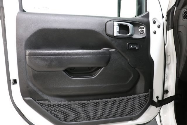 Used 2023 Jeep Wrangler Unlimited w/ 8.4" Radio Group AWD/4WD image 21