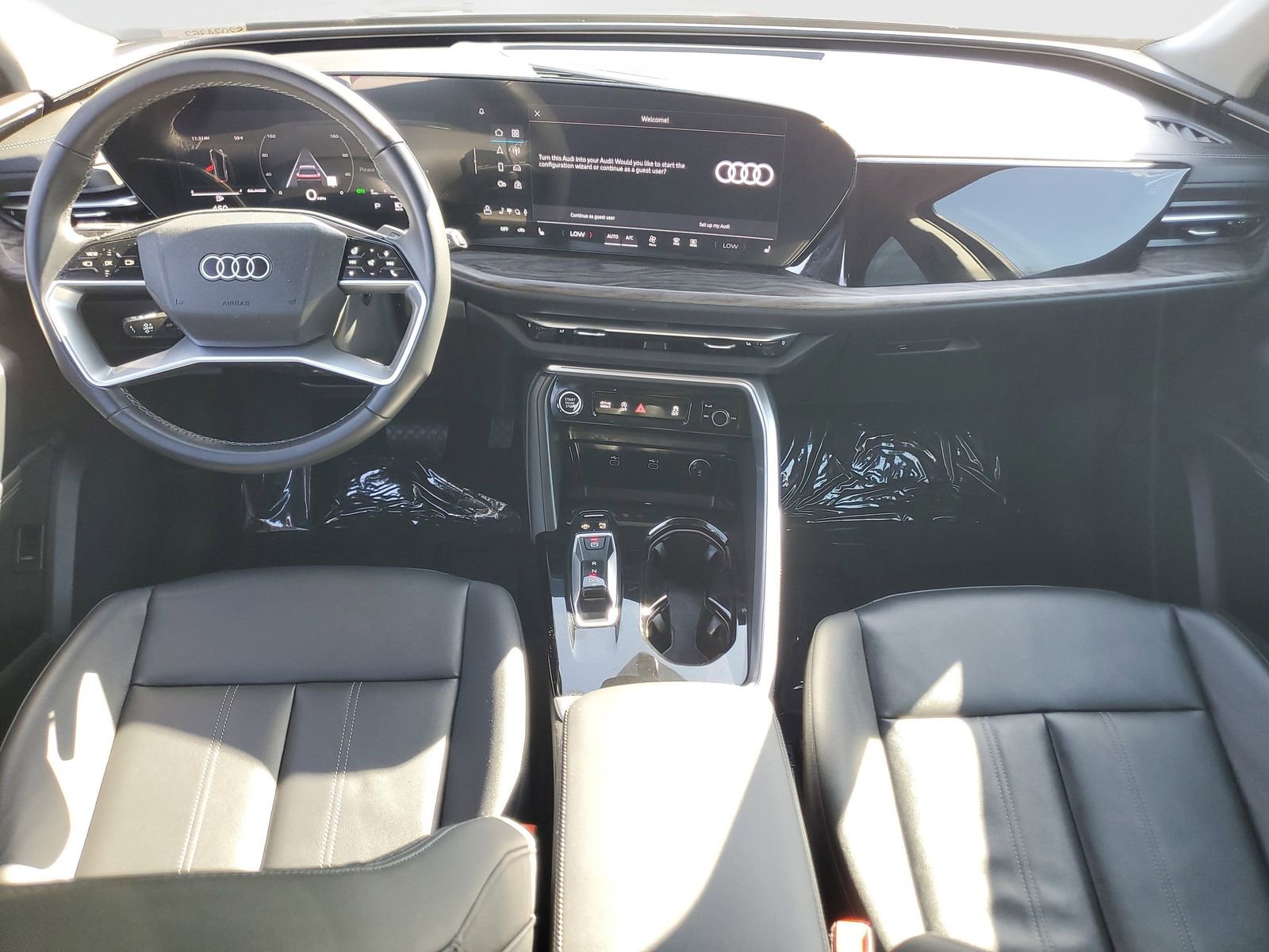 Used 2025 Audi Q5 Premium w/ Convenience Package image 11