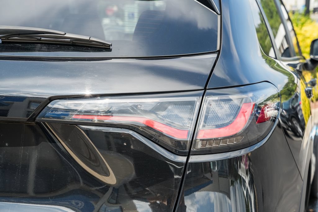 Used 2025 Honda HR-V Sport image 6