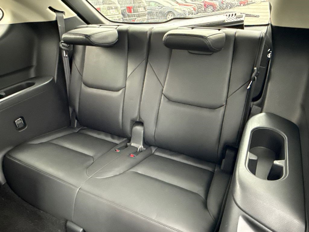Used 2023 MAZDA CX-9 Touring image 18
