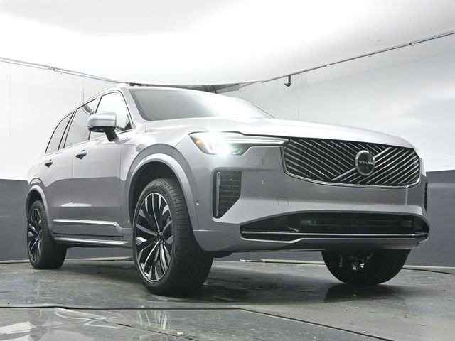 Used 2026 Volvo XC90 B6 Plus w/ Protection Package Premier AWD/4WD image 35