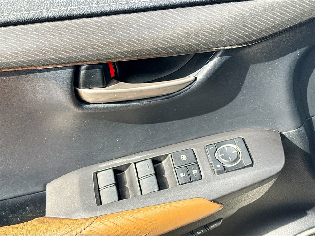 Used 2016 Lexus NX 200t FWD image 18