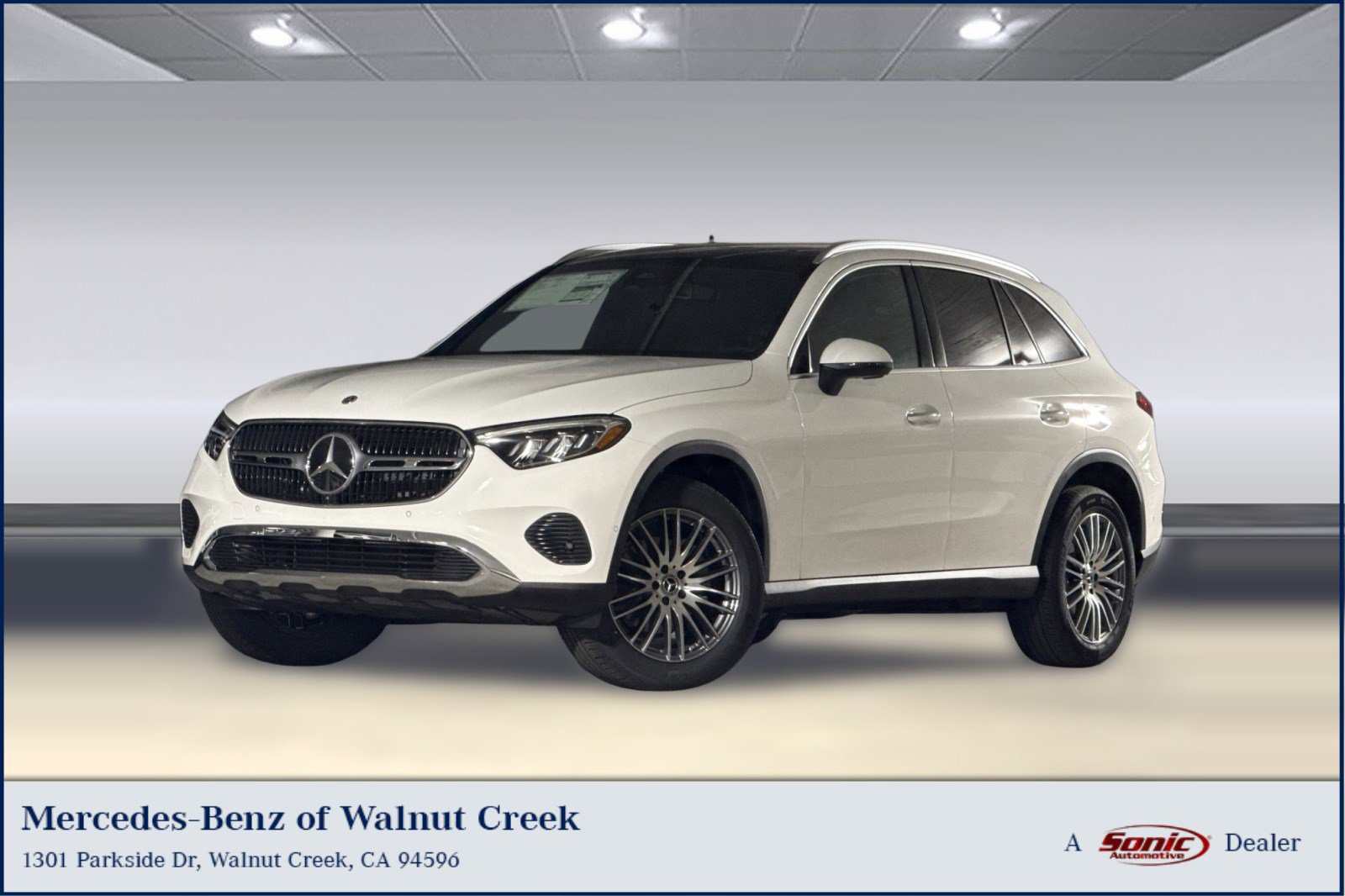 Used 2026 Mercedes-Benz GLC 300 4MATIC image 1