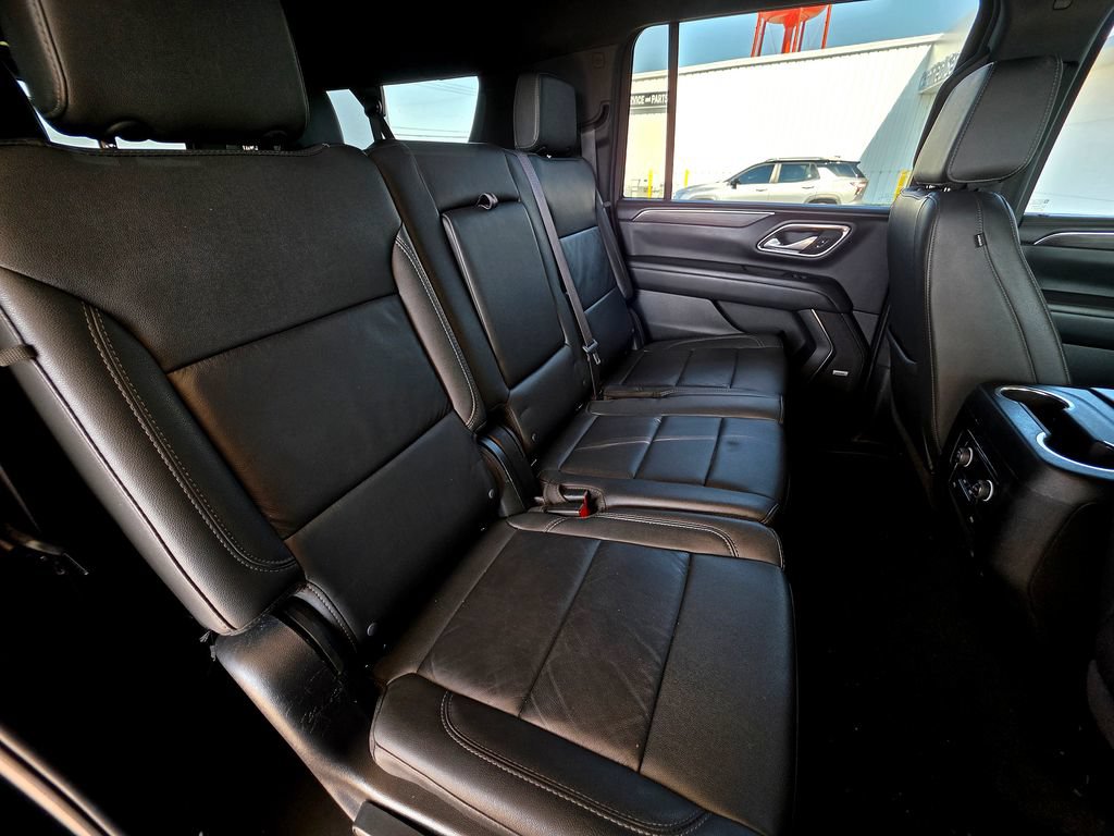 Used 2024 Chevrolet Suburban LT AWD/4WD image 65