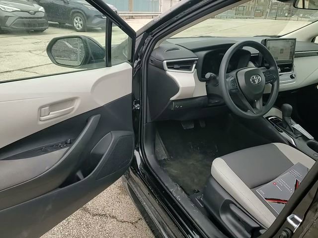 Used 2026 Toyota Corolla LE w/ LE Premium Package image 11