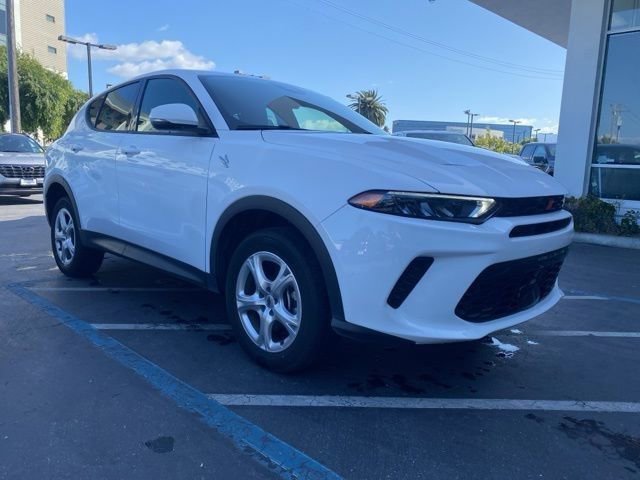 Used 2024 Dodge Hornet GT AWD/4WD image 2