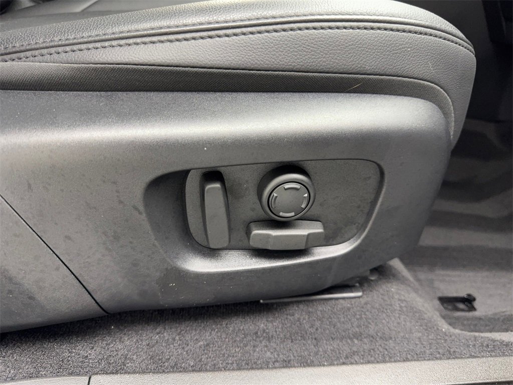 Used 2023 Land Rover Range Rover Evoque SE image 47