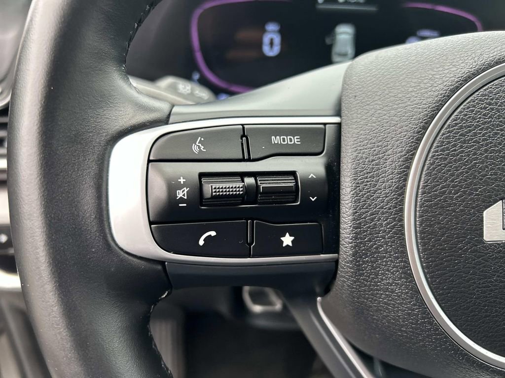 Certified 2023 Kia Sportage EX image 18