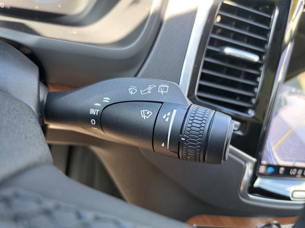 Used 2024 Volvo XC90 T8 Plus w/ Protection Package Premier image 19