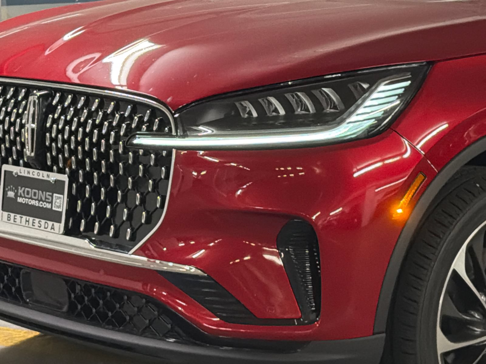 New 2026 Lincoln Aviator Reserve AWD/4WD image 2