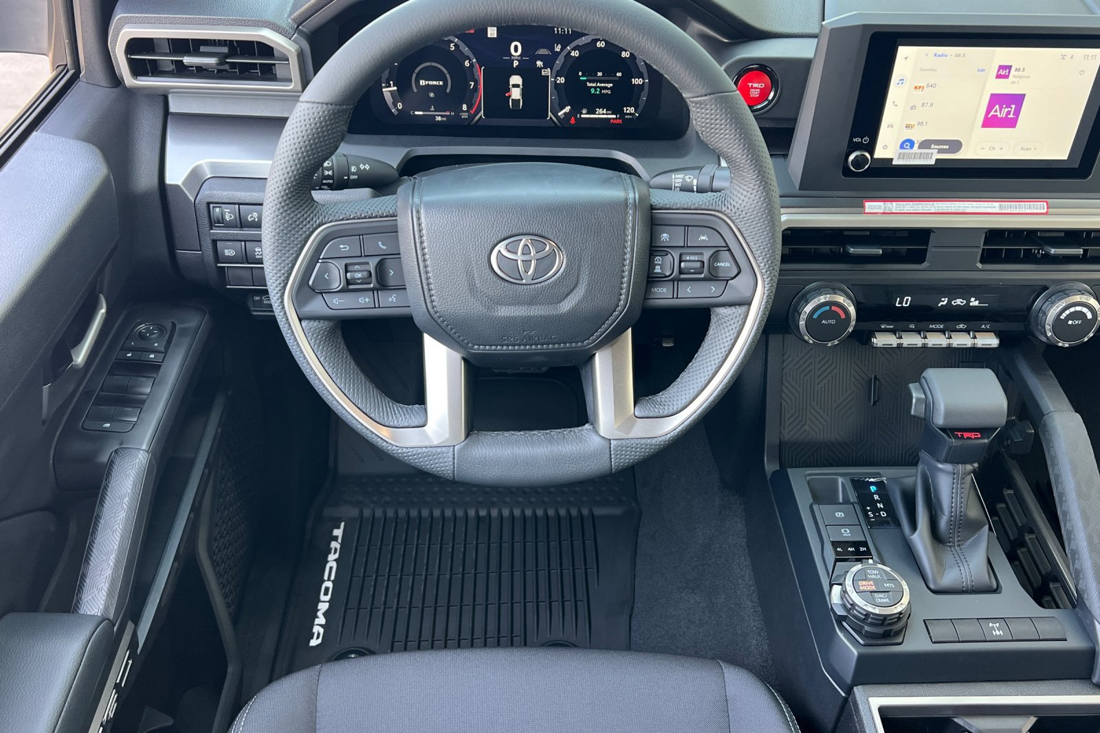 Certified 2026 Toyota Tacoma TRD Off-Road AWD/4WD image 14