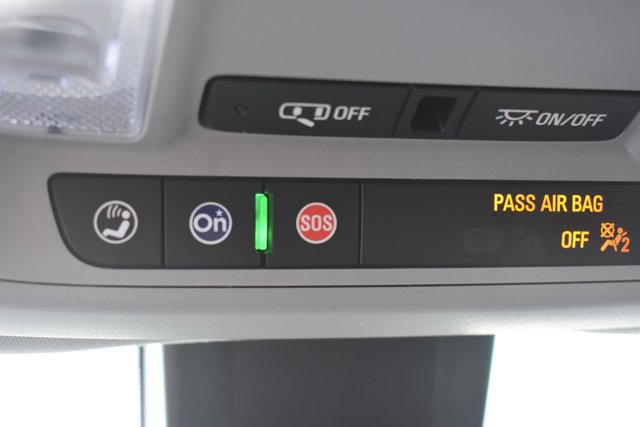 Used 2023 Chevrolet Equinox Premier w/ LPO, Floor Liner Package image 31