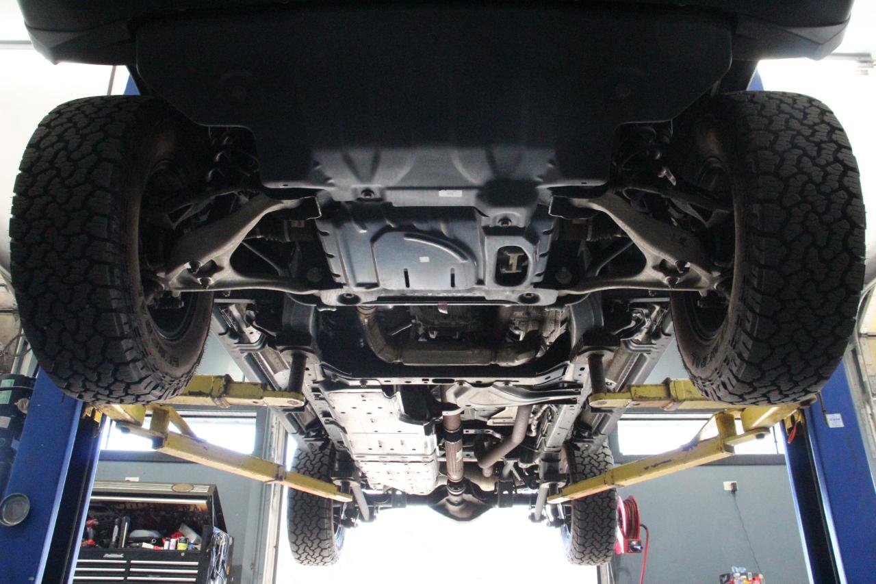 Used 2022 Ford Bronco Black Diamond image 93