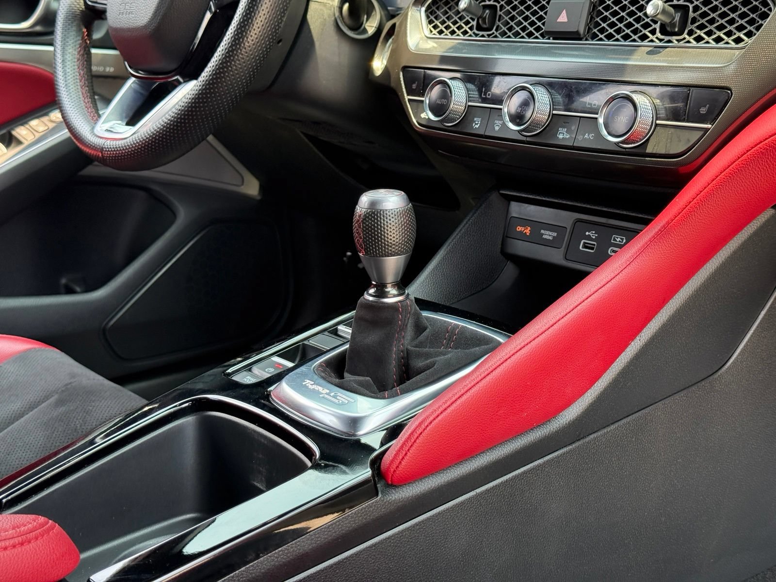 Used 2024 Acura Integra Type S FWD image 28