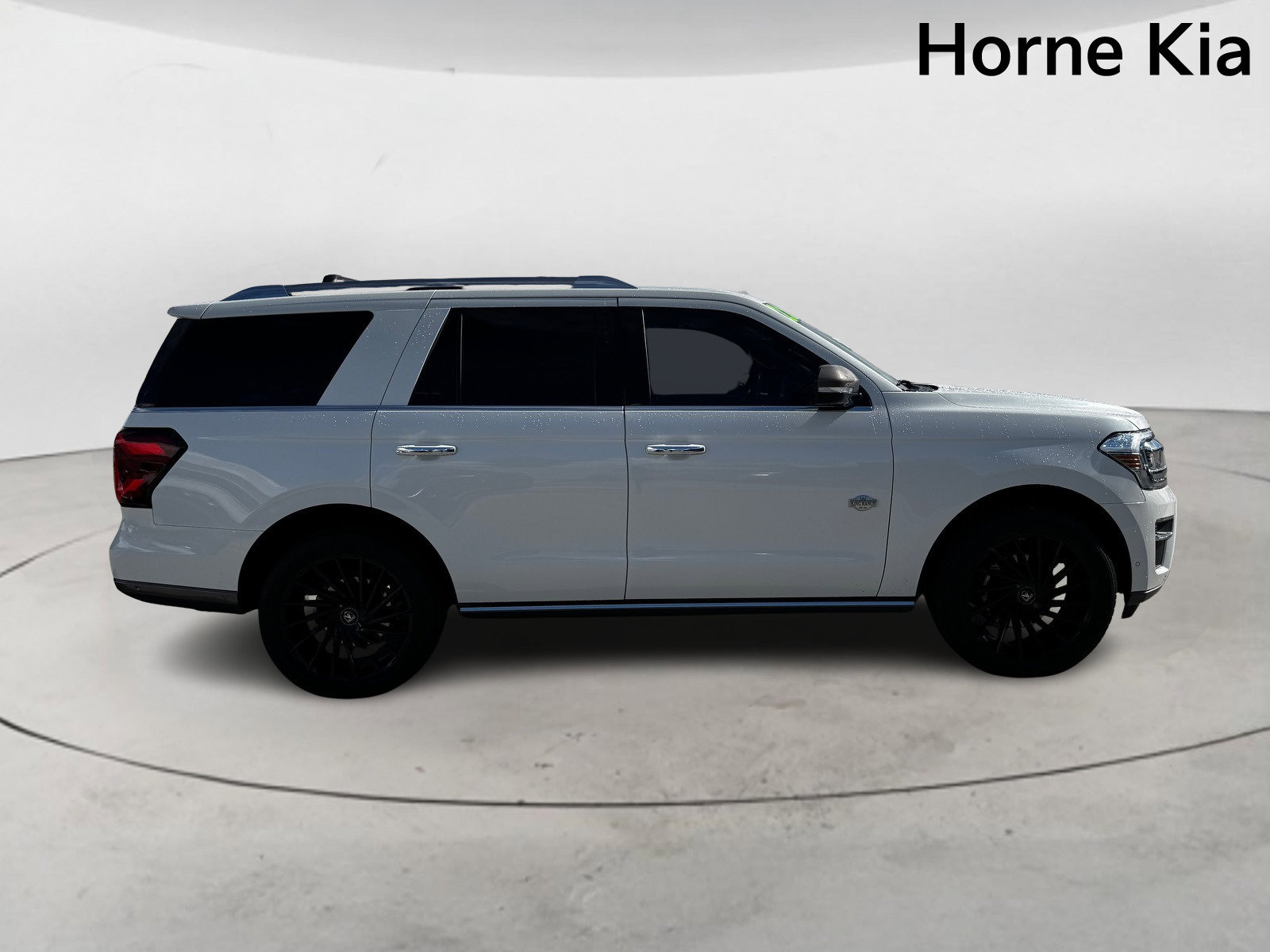 Used 2022 Ford Expedition King Ranch image 3