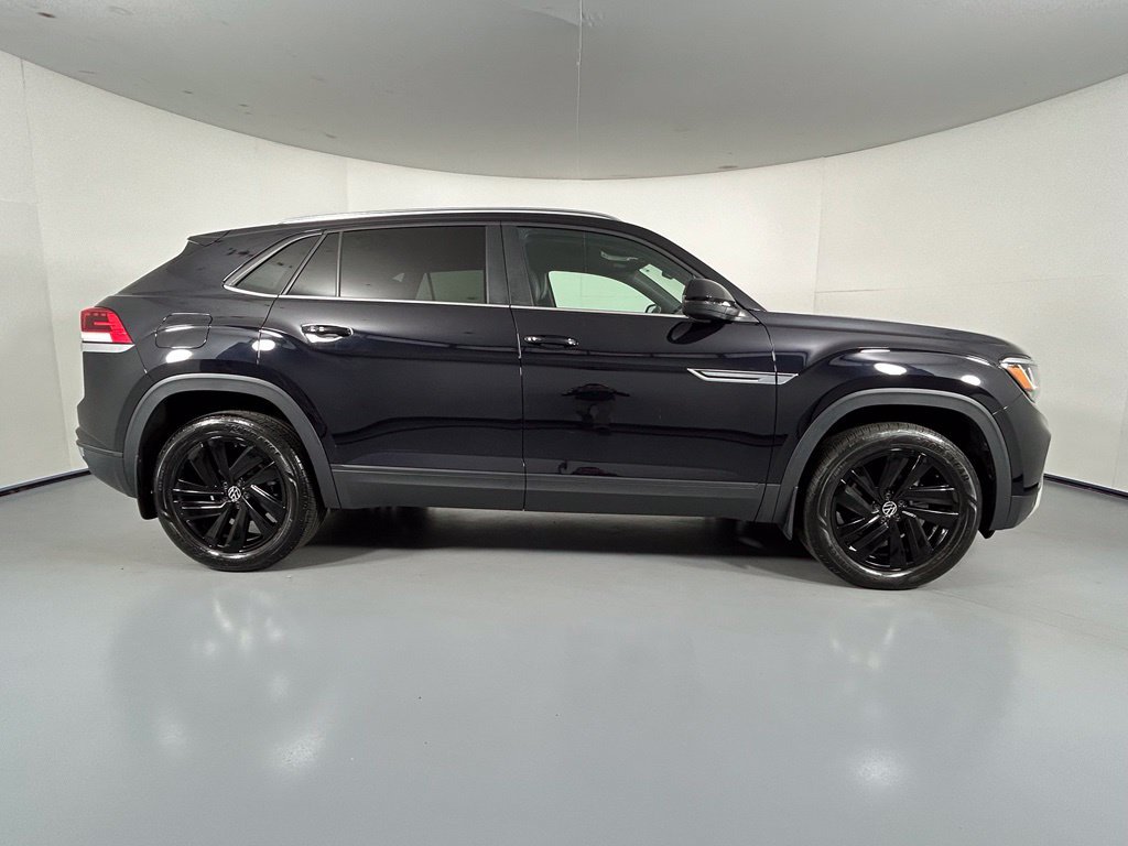 Used 2023 Volkswagen Atlas Cross Sport SE w/ Panoramic Sunroof Package AWD/4WD image 8