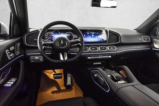 New 2026 Mercedes-Benz GLS 580 4MATIC image 19
