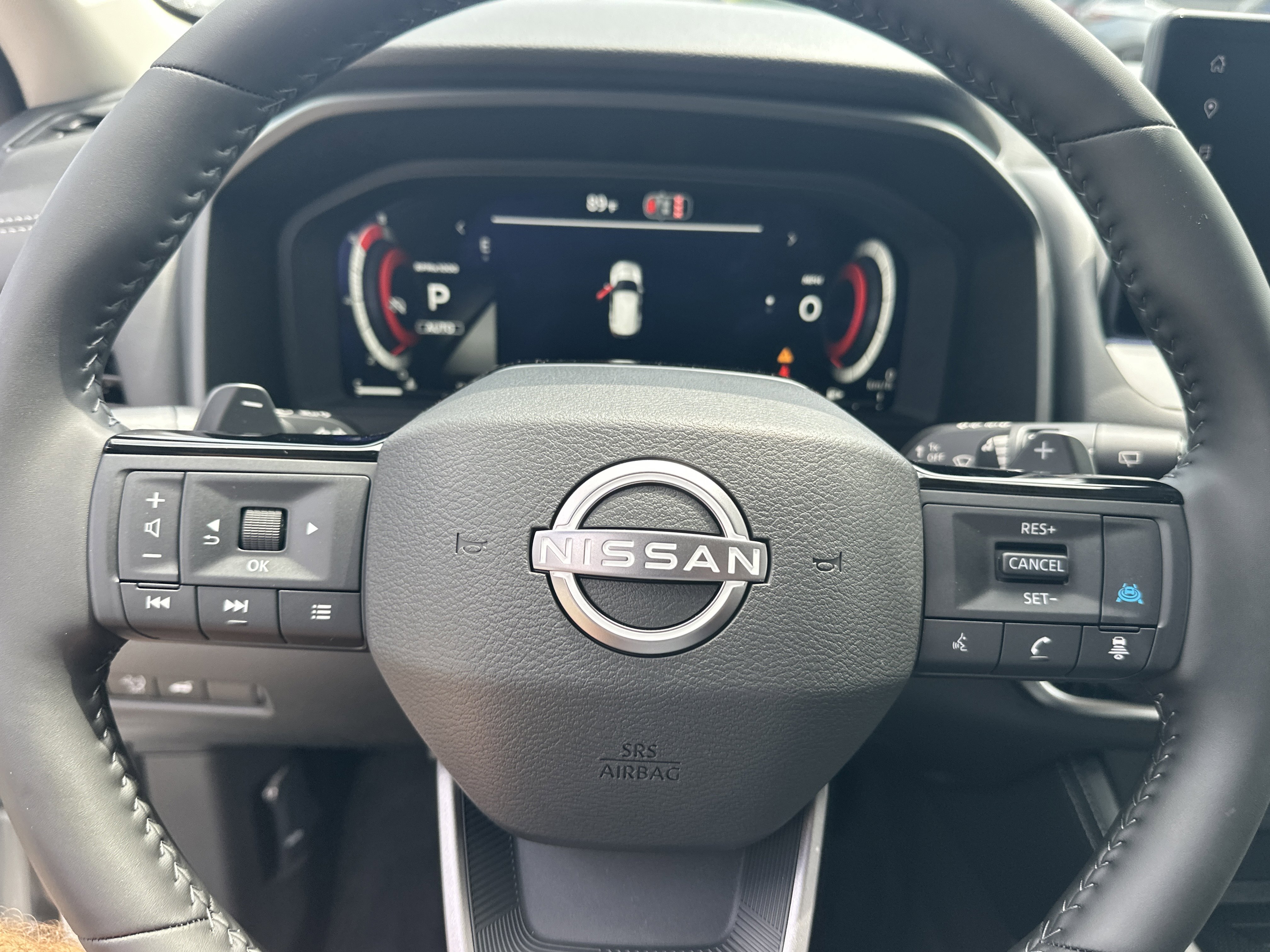 New 2026 Nissan Rogue Platinum image 14